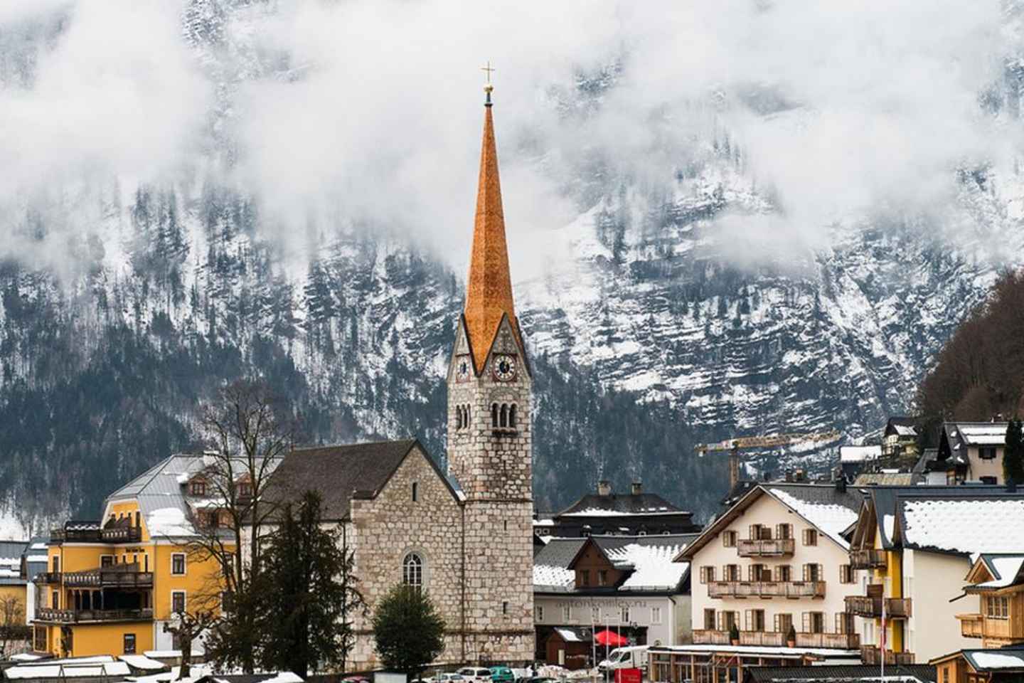 From Vienna: Traunkirchen, Hallstatt & Salzburg Day Trip