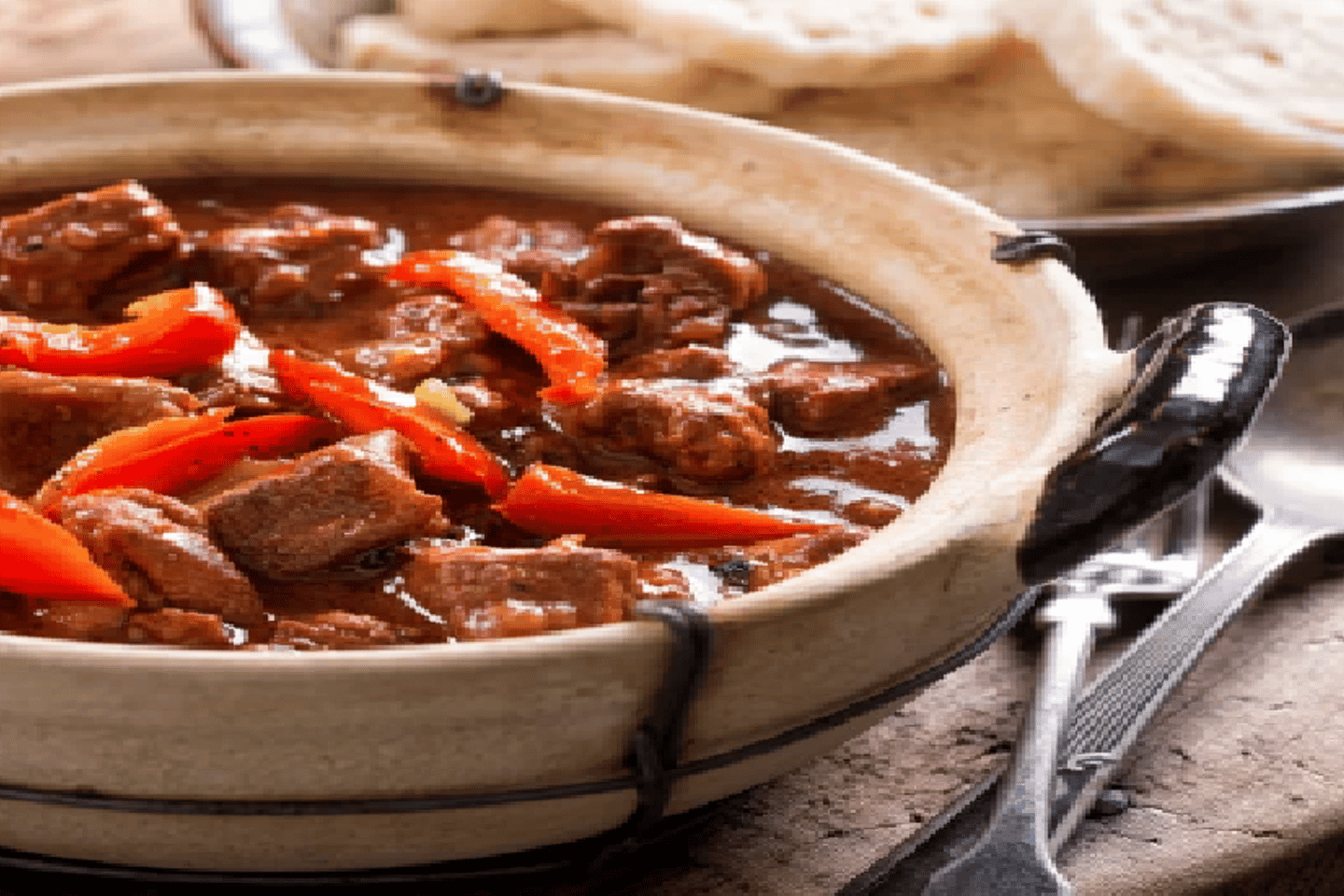 Budapest: Food Tour of Hidden Gems for Small Groups