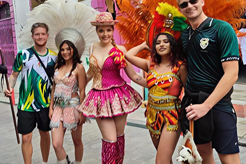 La Paz: Themed Bus, Cable Car, and off the Beaten Track Tour Half-Day Tour