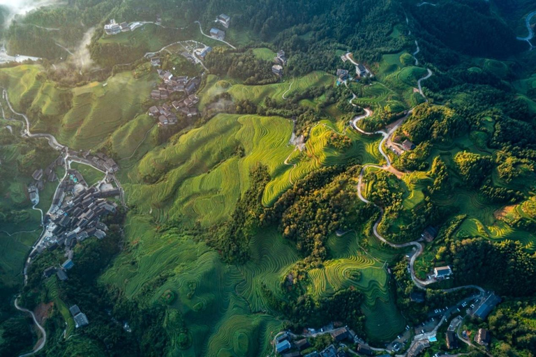 Guilin: Longji Rice Terraces Shared Group Day Trip