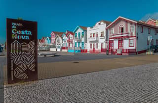 Aveiro, Costa Nova, Kirche von Válega & Senhor Da Pedra: Ganztägig