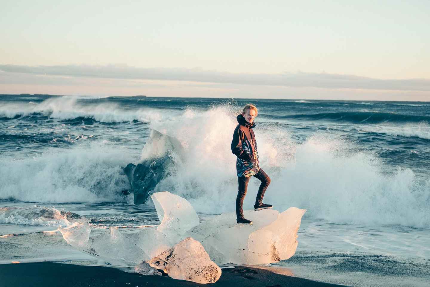 Reykjavik: Jokulsarlon Glacier Lagoon & Diamond Beach Tour - Tour with Pickup from Bus Stop 12