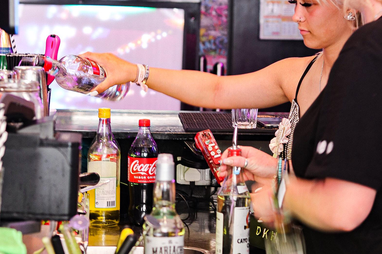 Albufeira: Cocktail Making Class and Karaoke Party with DJ