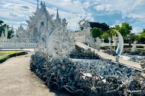 Chiang Rai : Transfert privé vers Chang Mai avec visite de temples