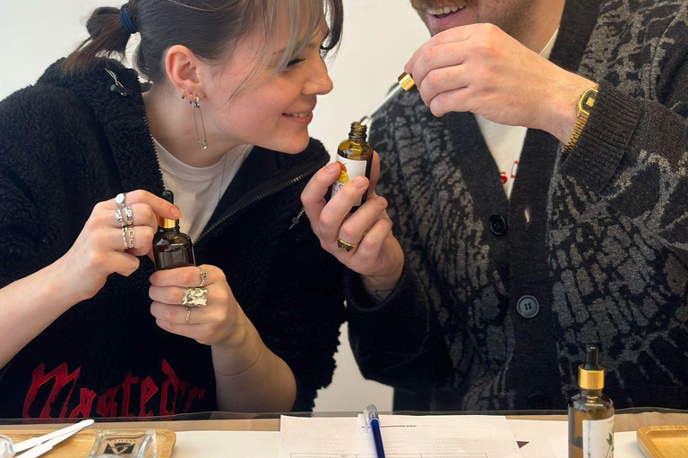 Stare Miasto w Antalyi: warsztaty perfumiarskie w Antalyi z ponad 90 esencjami