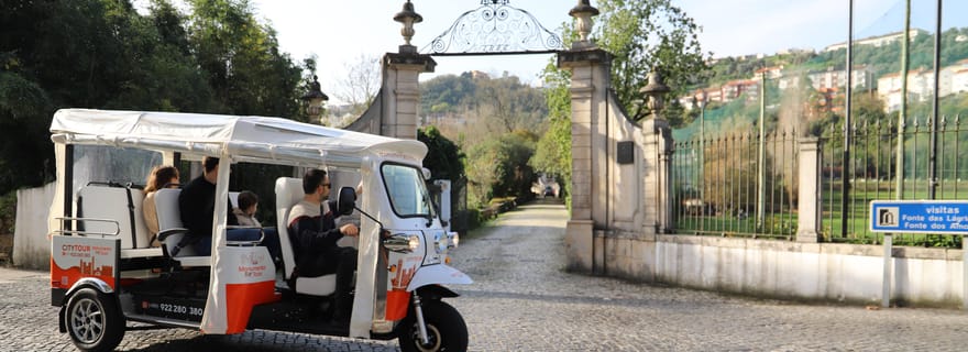 Coimbra : Aventure en TukTuk. Hôte local et polyglotte. Prise en charge à l'hôtel.