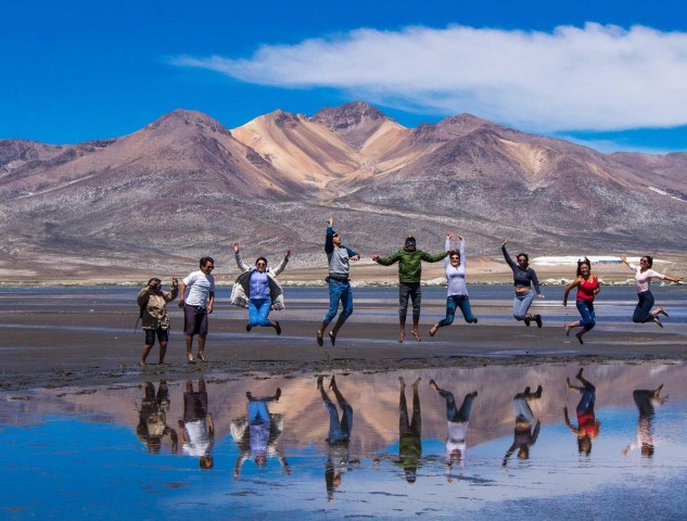 Visit Tour of Salinas and Yanaorco lagoons + Lojen thermal baths in Arequipa