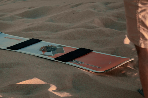 Agadir/Taghazout : sandboard et thé au coucher du soleil avec spectacle de feuAgadir/Taghazout : Sandboarding et thé au coucher du soleil avec spectacle de feu