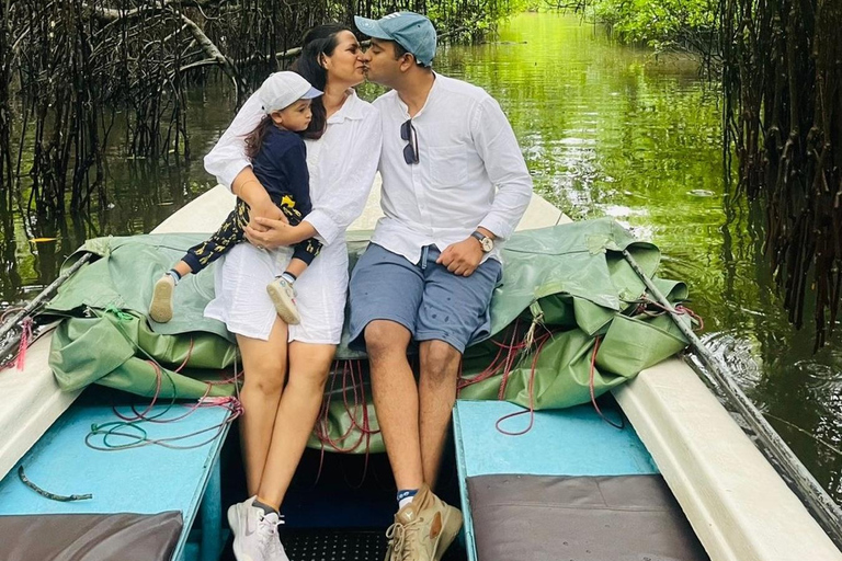 Colombo: Bentota Mangrove River Safari 6-8 Hour Tour