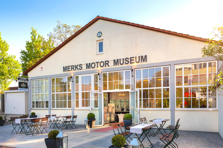 Merks Motor Museum: Private Tour Vintage Car Museum