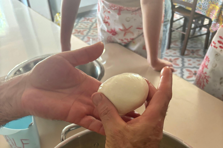 Côte amalfitaine : Atelier sur la mozzarella, les pâtes et le tiramisù