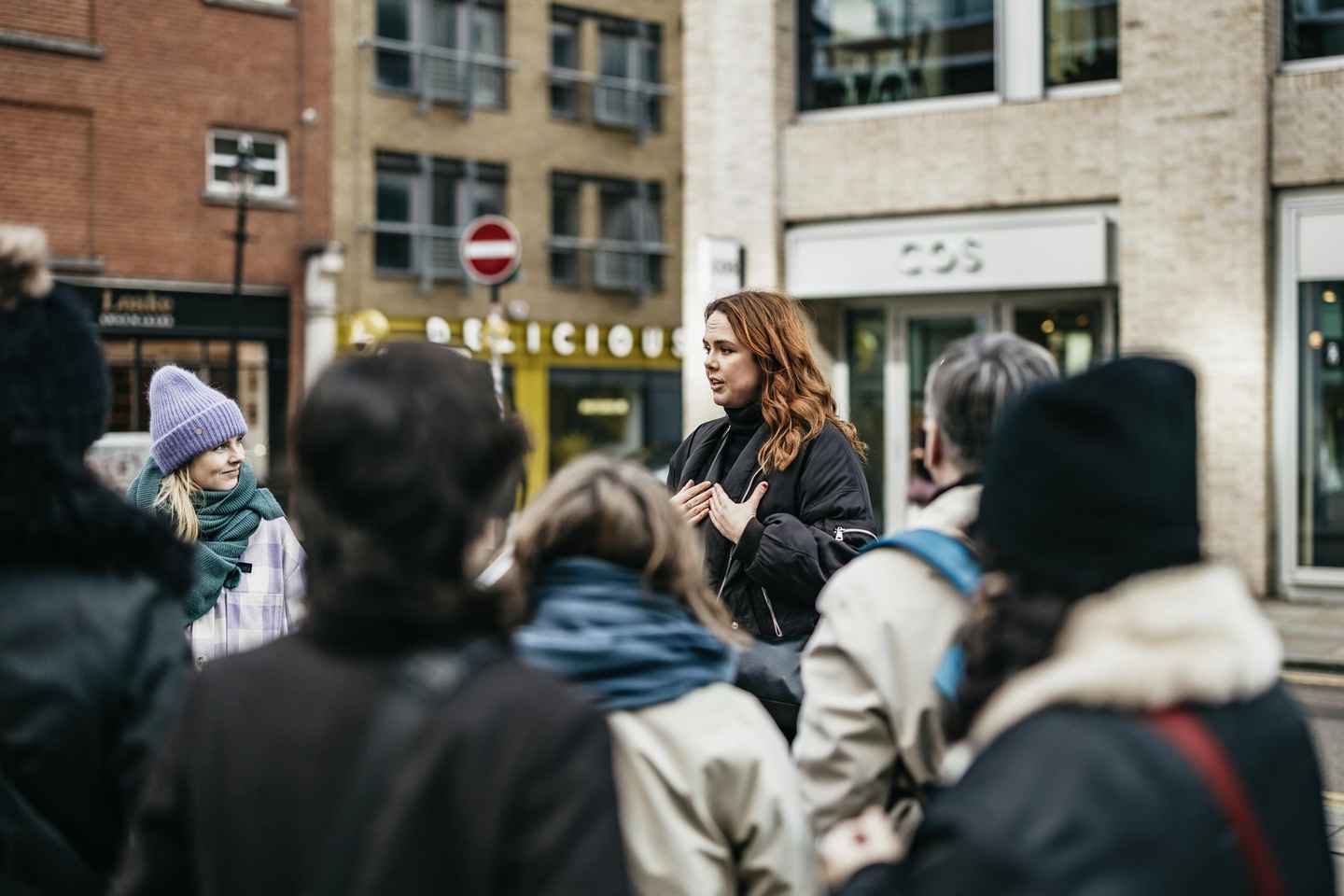 London: East End Street Art Tour and Spray Painting Workshop