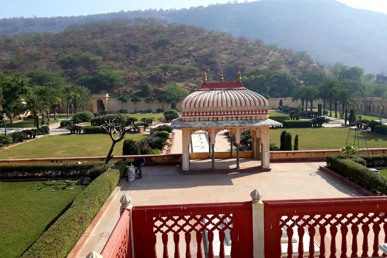 Jaipur: All Inclusive Full Day City Tour with Entry Ticket