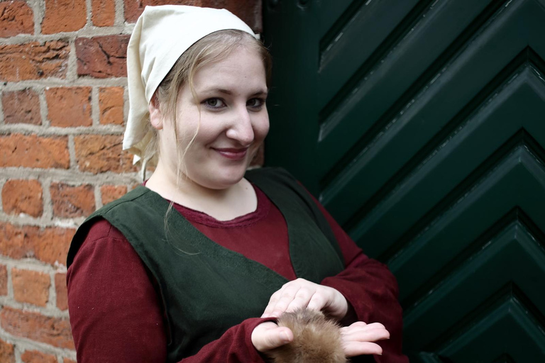 Visita guiada con trajes de época en LübeckVisita guiada con trajes típicos en Lübeck