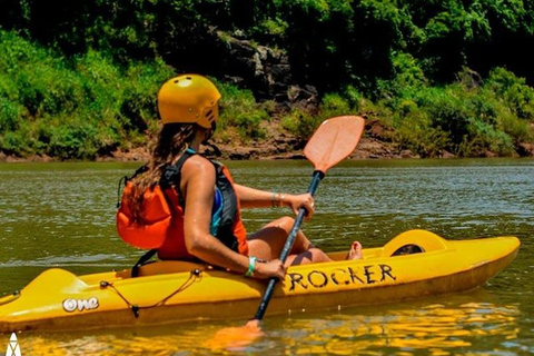 Foz do Iguaçu: Guided Canoeing and Waterfalls Expedition