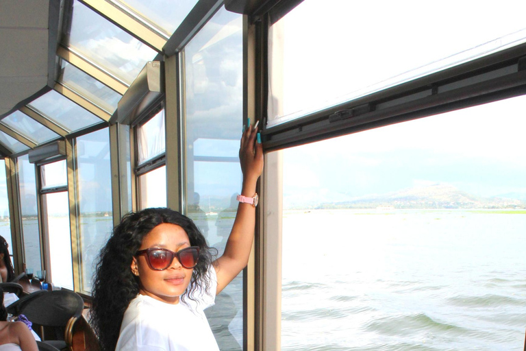 Hartbeespoort Dam: The Luxury Alba Boat Cruise with Food Hartebeespoort Dam: The Alba Lunch Boat Cruise with Food