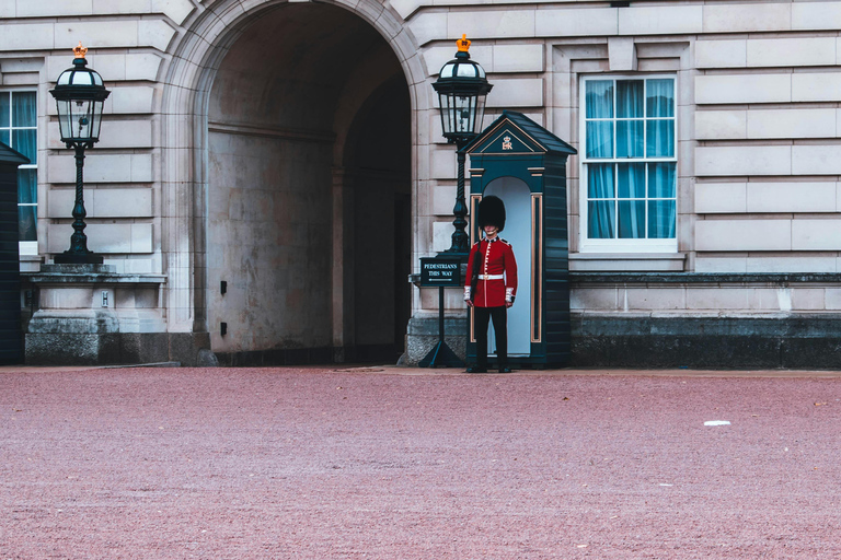 London: Premium 20+ Sights Tour with Expert Local Guide