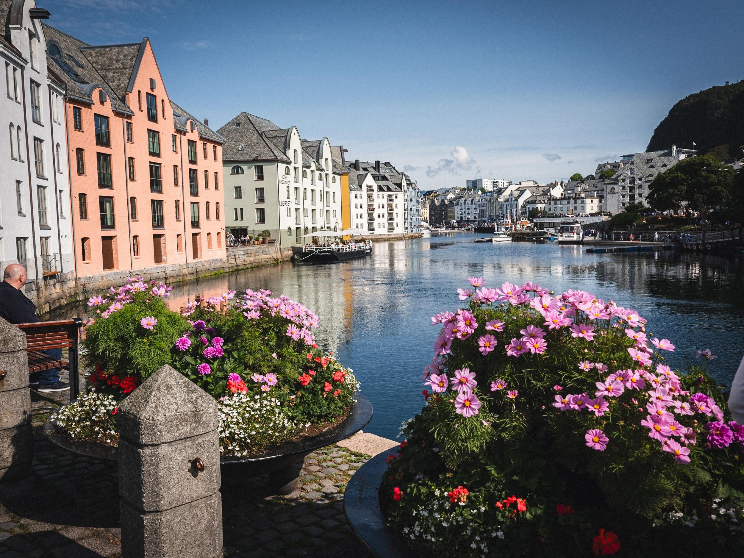 Kulturspaziergang mit dem Geschmack und Duft von Ålesund