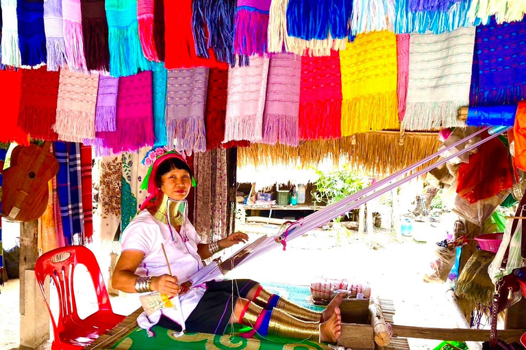 Chiang Rai: Discover 7 Must-See Spots & Lunch Included Discover Chiang Rai: 7 Must-See Spots with Lunch Included