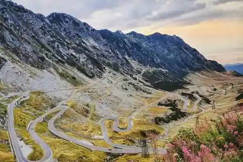 Small group - max 7 pax - Transfăgărășan the Top Gear Road