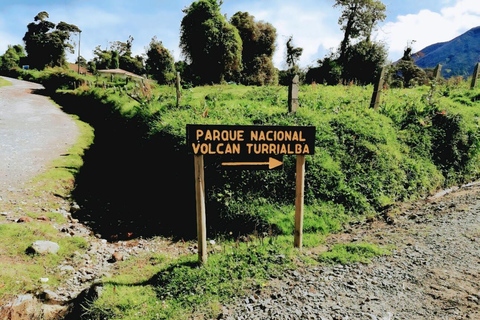 Cartago: Turrialba Volcano Sunrise Tour, Stargazing, & Coffee Experience Cartago: Turrialba Volcano Sunrise Tour, Stargazing, and Coffee Experience