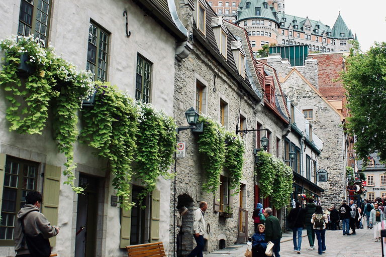 Quebec City: Private Walking Tour with a Local 2-Hour Tour Quebec City Private Walking Tour with a Local