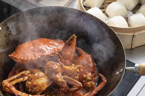 Sydney Seafood School - Singapore Chilli Mud Crab Class - Image 3