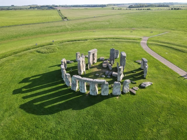 From London: Stonehenge Inner Circle Private Viewing Tour