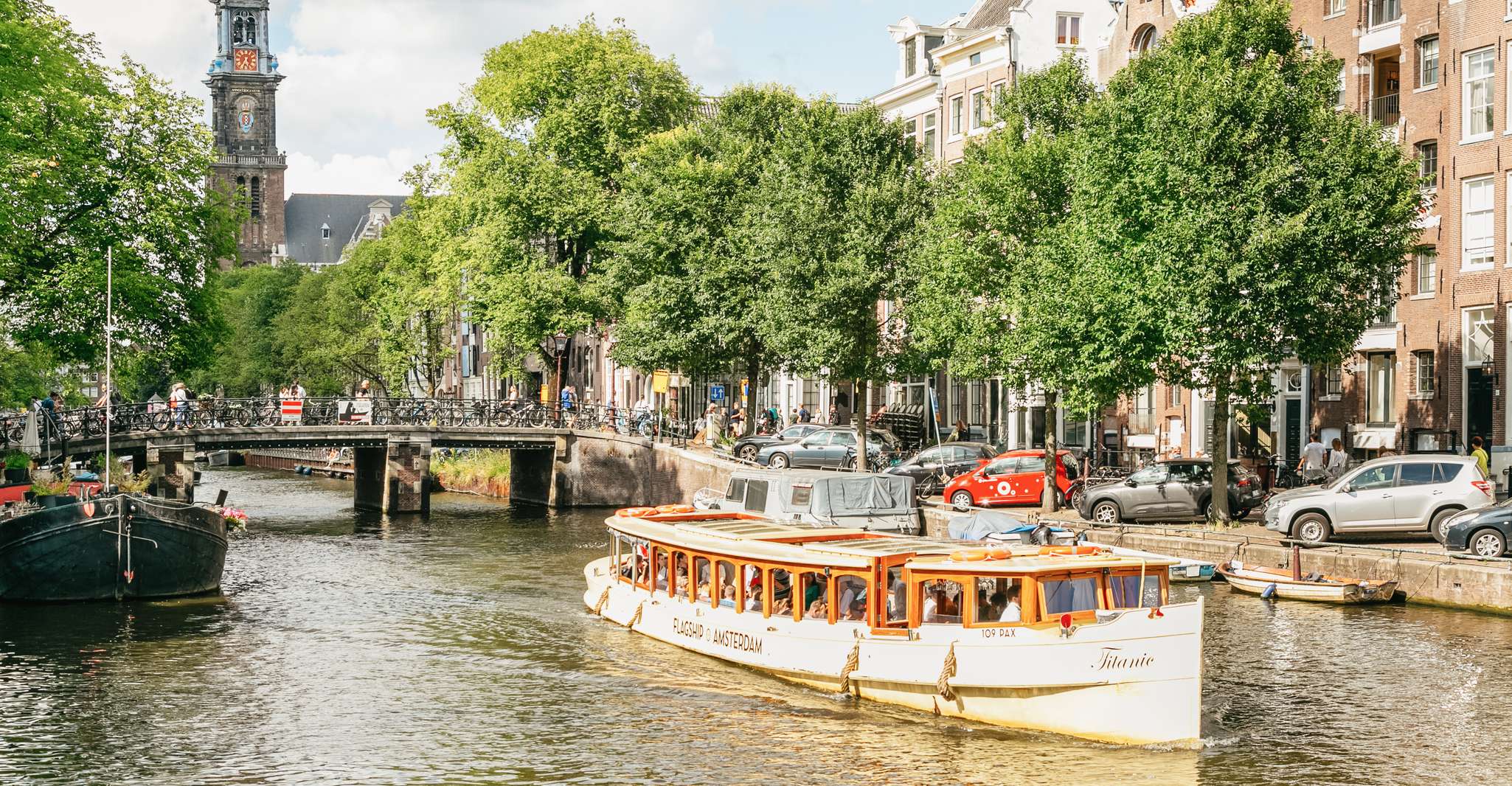 Amsterdam, Classic Boat Cruise with Cheese & Wine Option - Housity
