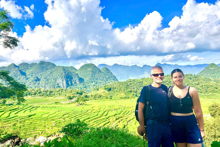 From Hanoi: 3-Day Ninh Binh & Pu Luong Nature Adventure Option 2: Deluxe Hotel & Deluxe Resort with Mountain View
