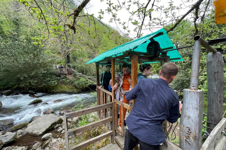 Batumi au parc national de Mtirala - Visite d'une demi-journée en groupe de randonneurs