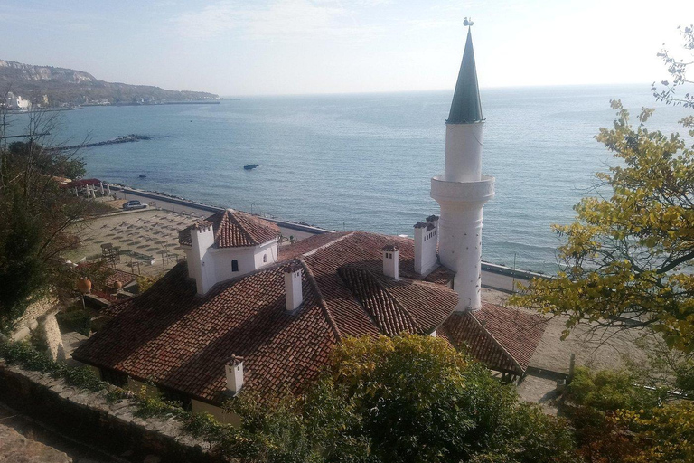 Varna: Northern Black Sea Coast Tour with Wine Tasting