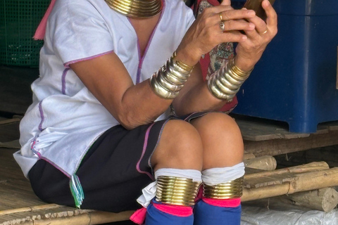 Chiang Rai: Popular Sightseeing Tour 7 places , Buffet Lunch Chiang Rai: Popular Sightseeing Tour 7 places ,Buffet Lunch