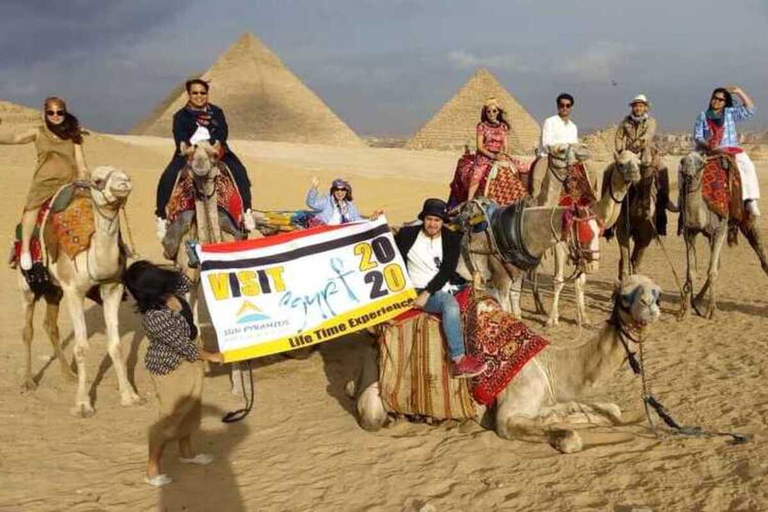 Vanuit de haven van Alexandrië: Piramide van Gizeh en Egyptisch museum