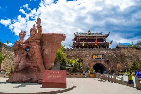 Excursión de 3 días Huanglong&jiuzhaigou en tren bala desde Chengdu