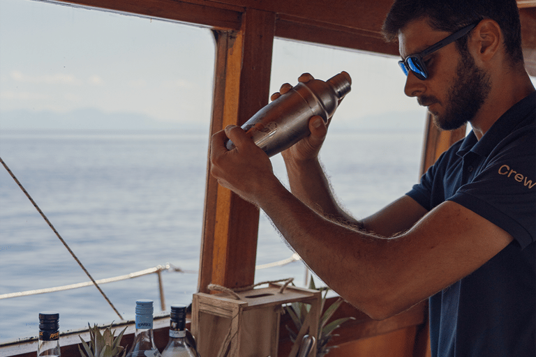 Skiathos: Wooden Sailboat Full- or Half-Day Trip with Meal Shared Sailing Full-Day Trip