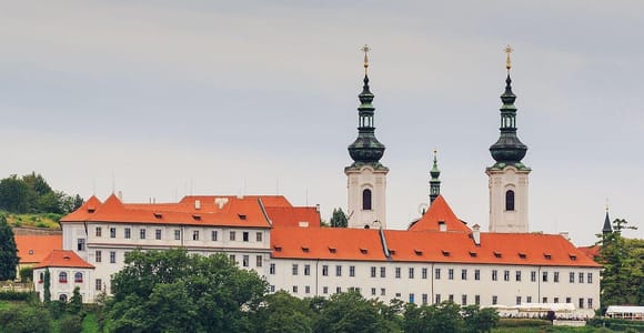 Strahov Monastery: Private Library Halls & Art Gallery Tour
