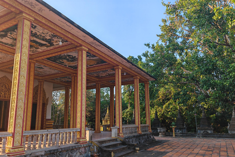 Siem Reap: Mönchs-Segen und Dorfleben auf einer Tour mit dem RollerSiem Reap: Mönchs-Segen und Dorfleben auf einer Roller-Tour