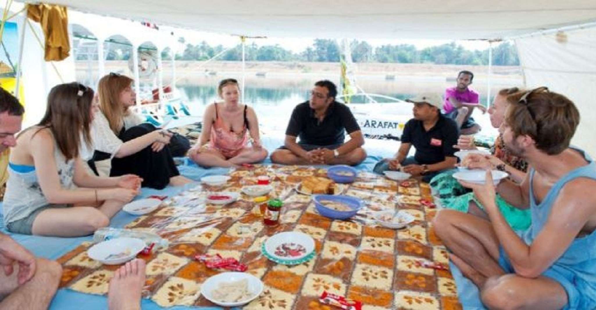 Aswan, Felucca Ride on The Nile River with a Egyptian Meal - Hizvo
