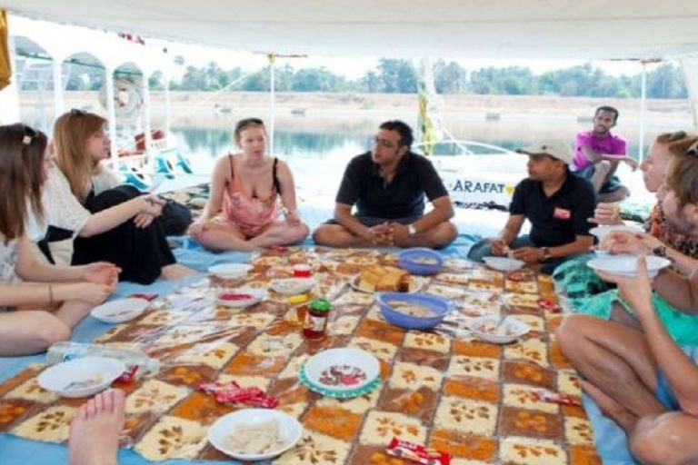 Aswan: Felucca-rit op de rivier de Nijl met maaltijden