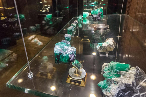 Bogotá: In Search of the Perfect Emerald, the Best Souvenir from Colombia