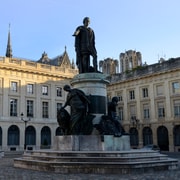 Reims: Entdeckungstour durch das Stadtzentrum und Champagnerverkostung