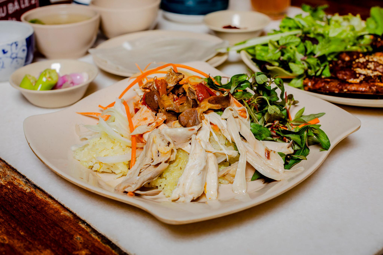 Hoi An Bites Food Tour with 15+ Tastings