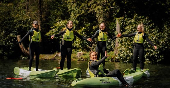Belfast: Paddle & Play Kayak Experience