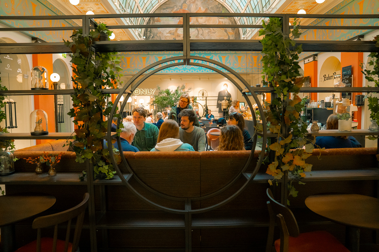 A Taste of Bergen Food Tour with Fløibanen Funicular