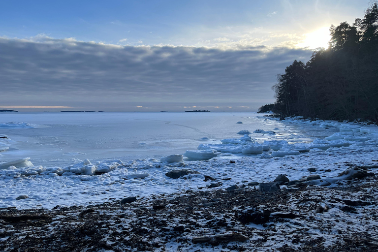 Helsinki: Escursione guidata nella natura di Uutela con merenda