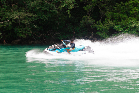 Paquete Langkawi Jetski Tour Rookie con servicio de recogida y regresoPiloto individual (1 persona/esquí acuático)