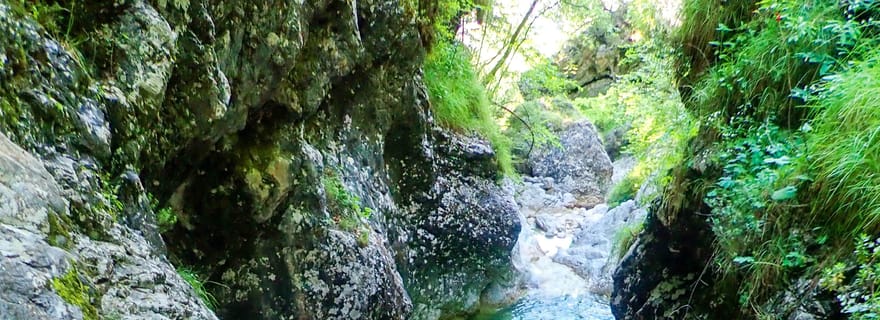 Aventure Bovec : Canyoning dans le parc national du Triglav