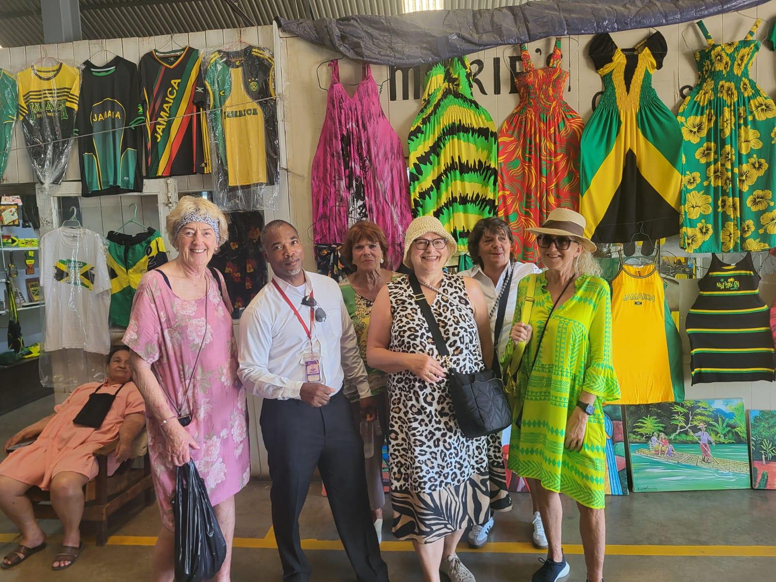 Kingston: Ocho Rios, Dunn's River Falls und Strandtour