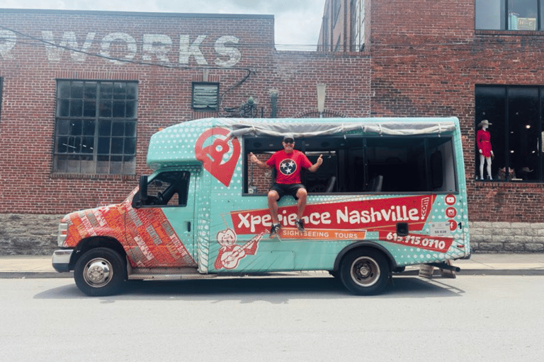 Nashville: Private or Group Open-Air Bus Tour Private Deluxe Sightseeing Tour